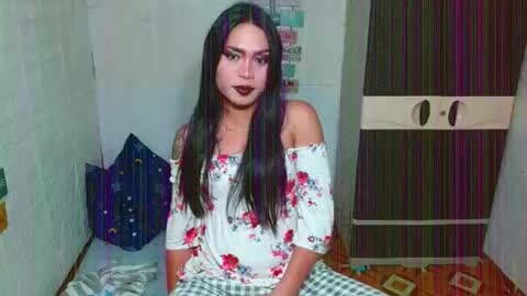 Snapshot of milkycumnel23 chatting on 12-02-25, 01:39 NEL 23 online show from 12-02-25, 01:39