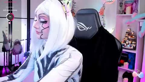 milky cute online show from 01-08-26, 12:02