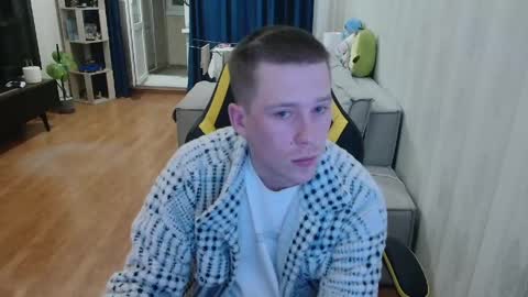 Snapshot of milkyfap chatting on 04-15-26, 09:26 Mark and Elsa online show from 04-15-26, 09:26