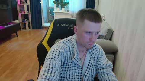 Snapshot of milkyfap chatting on 05-27-26, 05:21 Mark and Elsa online show from 05-27-26, 05:21