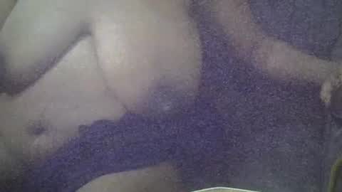 milkymom256 online show from 12-02-25, 11:45