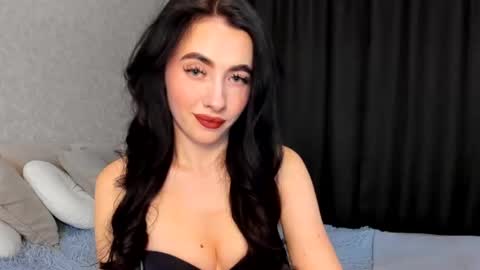 milla moore online show from 09-30-25, 03:39