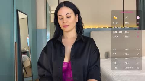 Mila online show from 11-08-25, 08:18