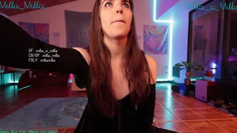 Snapshot of milla_milla chatting on 01-06-25, 08:24 milla_milla online show from 01-06-25, 08:24