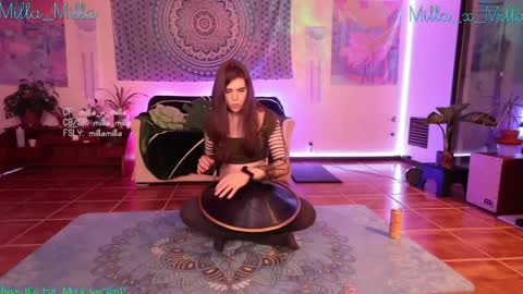 Snapshot of milla_milla chatting on 01-11-25, 01:01 milla_milla online show from 01-11-25, 01:01