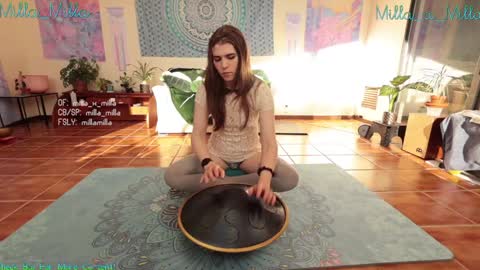 Snapshot of milla_milla chatting on 01-19-25, 09:13 milla_milla online show from 01-19-25, 09:13