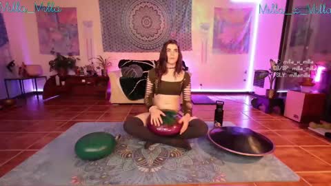 Snapshot of milla_milla chatting on 02-14-25, 09:24 milla_milla online show from 02-14-25, 09:24