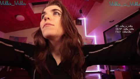 Snapshot of milla_milla chatting on 02-20-25, 07:01 milla_milla online show from 02-20-25, 07:01