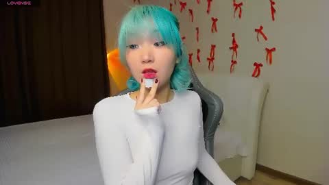 Milla or just Mi online show from 06-14-26, 01:35