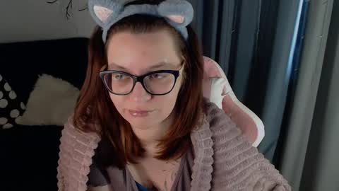 Snapshot of millapoolys chatting on 05-03-26, 10:54 Milla online show from 05-03-26, 10:54