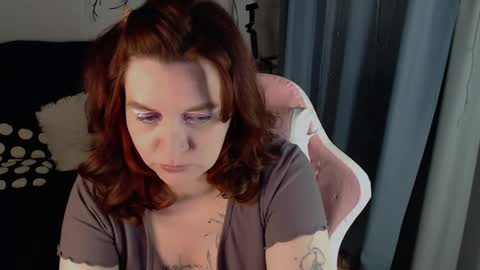 Snapshot of millapoolys chatting on 05-10-26, 11:32 Milla online show from 05-10-26, 11:32