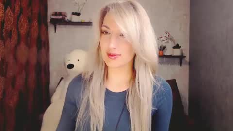 MillaXQueen online show from 02-03-25, 12:57