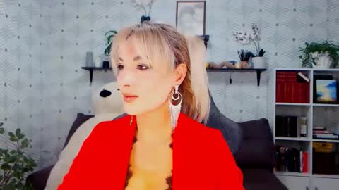 MillaXQueen online show from 09-26-25, 11:14