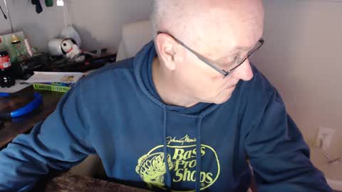 millenium0129 online show from 02-11-25, 01:41