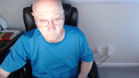 millenium0129 online show from 05-10-26, 01:55