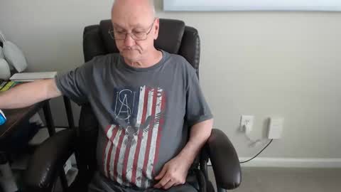 millenium0129 online show from 05-19-26, 04:02