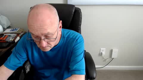 millenium0129 online show from 06-11-26, 02:37