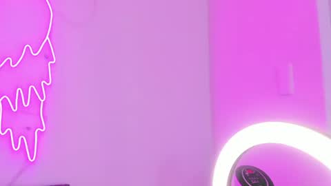 miller_silvana online show from 06-27-26, 11:37