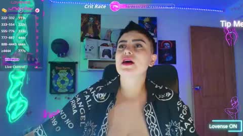 Im girl my name is Johana  online show from 03-12-26, 08:15