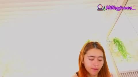 milleyjones_ online show from 06-25-26, 12:09