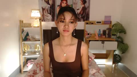 Snapshot of millie_fox21 chatting on 02-10-25, 03:13 Im Milliedont forget to follow me online show from 02-10-25, 03:13