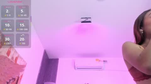 millie_jhones online show from 12-05-25, 10:57