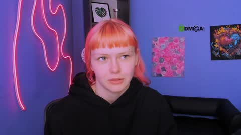 Snapshot of millie_pink1 chatting on 04-08-26, 11:32 Millie online show from 04-08-26, 11:32