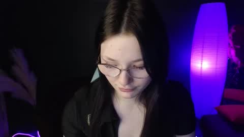 Millie online show from 03-07-25, 01:20