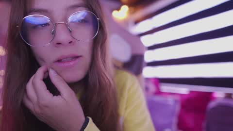 Snapshot of milly_kenner chatting on 12-24-24, 02:33 MILLY online show from 12-24-24, 02:33