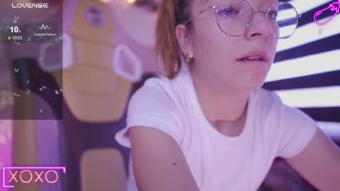 Snapshot of milly_kenner chatting on 01-18-25, 06:21 MILLY online show from 01-18-25, 06:21