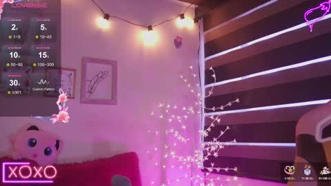 Snapshot of milly_kenner chatting on 02-01-25, 10:34 MILLY online show from 02-01-25, 10:34