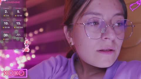 Snapshot of milly_kenner chatting on 02-05-25, 11:28 MILLY online show from 02-05-25, 11:28