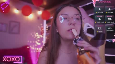 Snapshot of milly_kenner chatting on 02-21-25, 10:15 MILLY online show from 02-21-25, 10:15