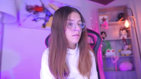 Snapshot of milly_kenner chatting on 02-24-25, 06:04 MILLY online show from 02-24-25, 06:04