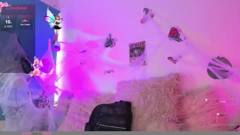 Snapshot of milly_kenner chatting on 10-10-25, 05:34 MILLY online show from 10-10-25, 05:34