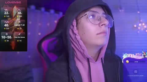 Snapshot of milly_kenner chatting on 12-22-25, 07:22 MILLY online show from 12-22-25, 07:22