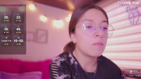 Snapshot of milly_kenner chatting on 02-19-26, 07:32 MILLY online show from 02-19-26, 07:32