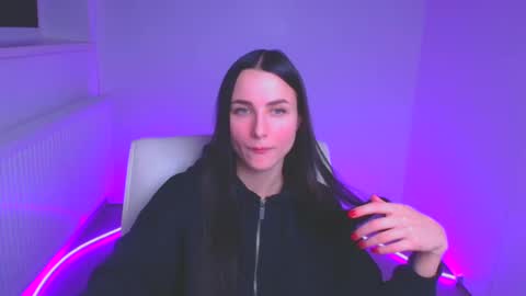 Milly online show from 01-22-25, 12:17