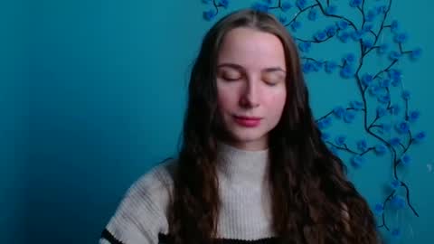 Milly online show from 12-23-25, 07:06