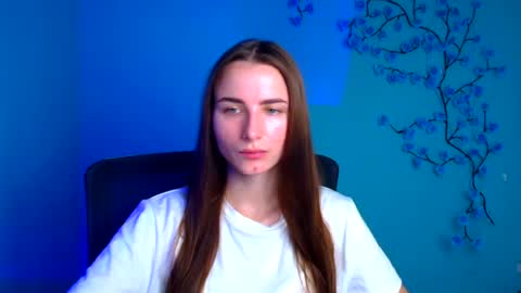 Milly online show from 06-30-26, 05:41