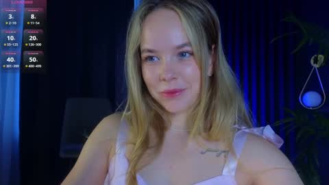 Snapshot of milly_shy chatting on 09-25-25, 06:50 Milly online show from 09-25-25, 06:50