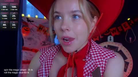 Snapshot of milly_shy chatting on 10-31-25, 07:09 Milly online show from 10-31-25, 07:09