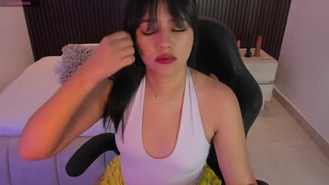 millyevans1 online show from 04-11-26, 03:11