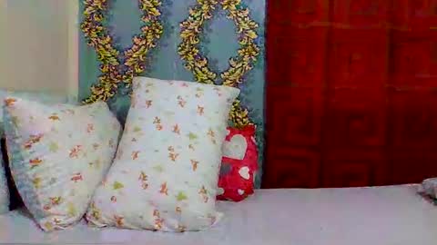 Snapshot of millysexylove chatting on 03-05-25, 08:21 ayannamil online show from 03-05-25, 08:21