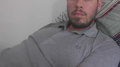 Snapshot of milowww1601 chatting on 10-15-25, 01:33 milowww1601 online show from 10-15-25, 01:33