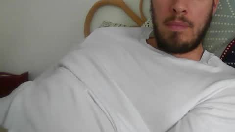 Snapshot of milowww1601 chatting on 02-11-26, 01:38 milowww1601 online show from 02-11-26, 01:38