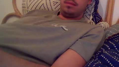 Snapshot of milowww1601 chatting on 02-21-26, 05:30 milowww1601 online show from 02-21-26, 05:30