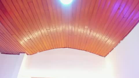 miluu online show from 06-23-26, 12:47