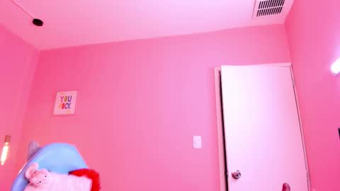 Snapshot of milu_carbajal_x chatting on 02-20-26, 10:49 milu_carbajal_x online show from 02-20-26, 10:49