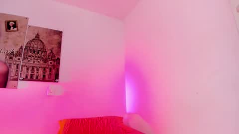 Snapshot of milu_cooper chatting on 11-08-25, 05:51 milu modelo independiente .onlyfans kmila model online show from 11-08-25, 05:51